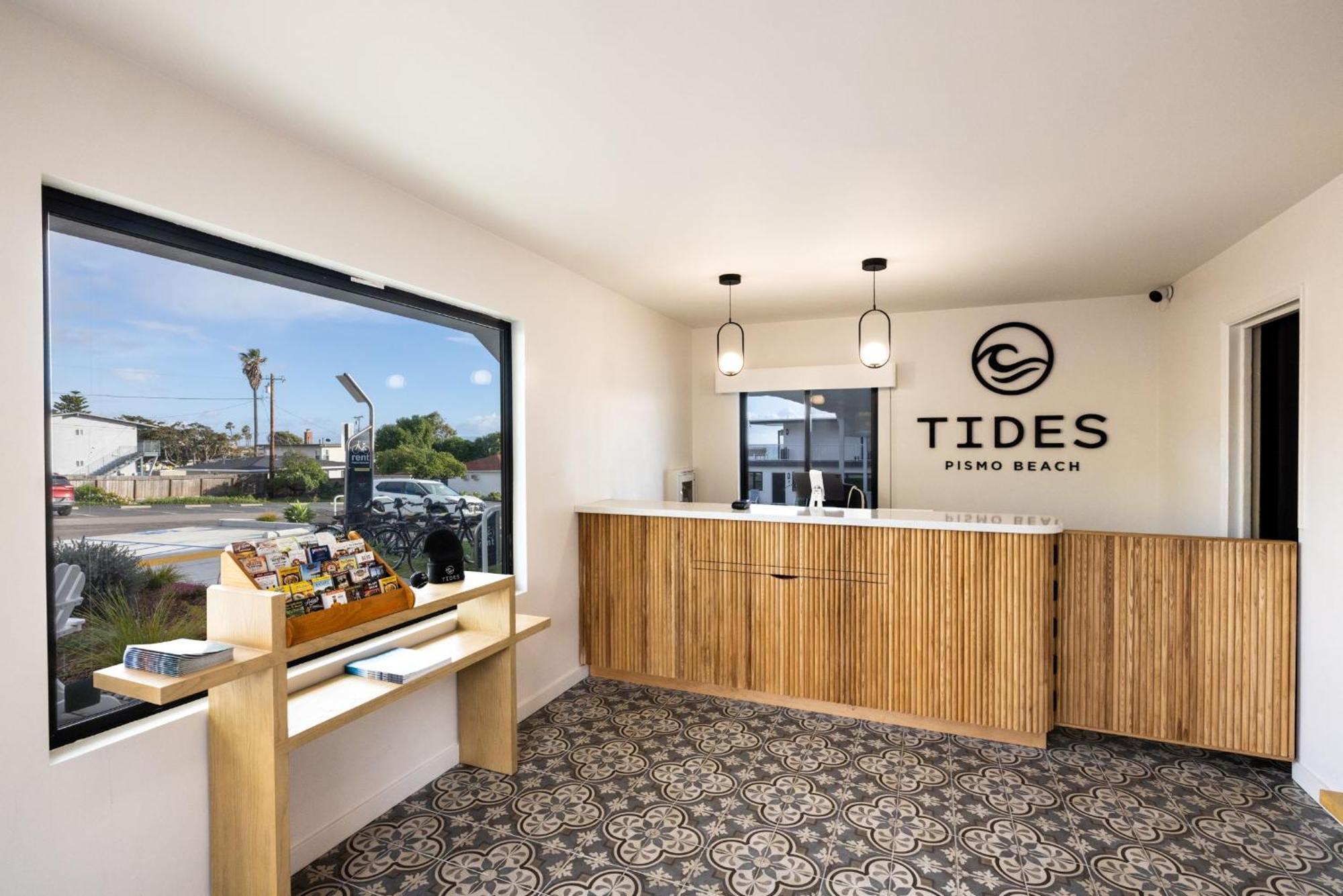 Tides Oceanview Inn And Cottages ピズモ・ビーチ エクステリア 写真